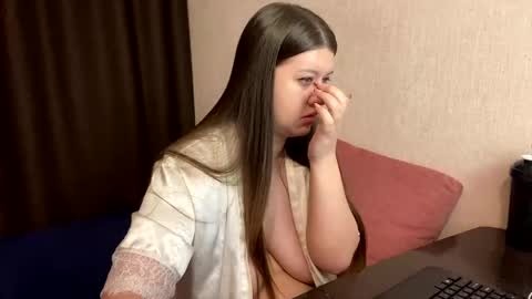 Aletta Oushen online show from 12/21/24, 11:45