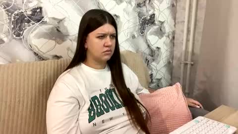 Aletta Oushen online show from 02/17/25, 05:53