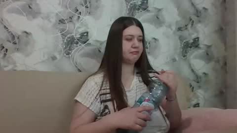 Aletta Oushen online show from 03/06/25, 01:14