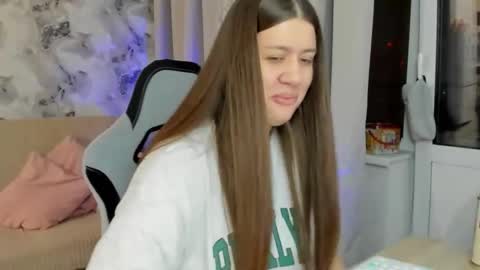 Aletta Oushen online show from 10/04/25, 02:59