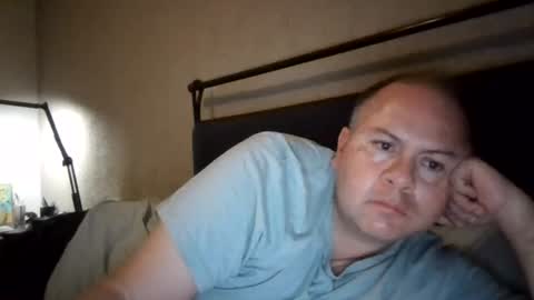 Snapshot of aleveg__101 chatting on 06/16/26, 02:14 aleveg__101 online show from 06/16/26, 02:14