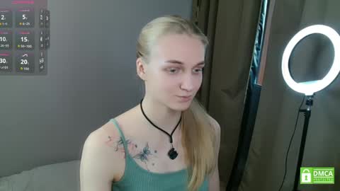 Snapshot of alex626506 chatting on 05/15/26, 12:23 Alex online show from 05/15/26, 12:23