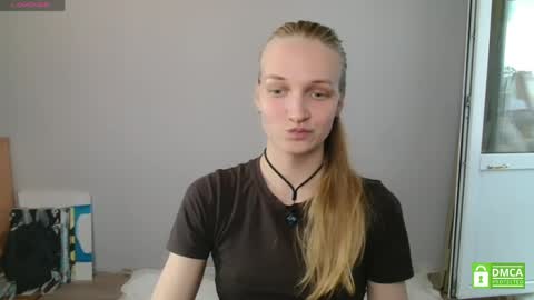 Snapshot of alex626506 chatting on 05/26/26, 02:35 Alex online show from 05/26/26, 02:35