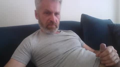 Snapshot of alex80581 chatting on 07/19/26, 04:00 Alexey online show from 07/19/26, 04:00