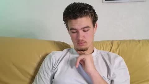 Alex83530 online show from 01/24/25, 01:03