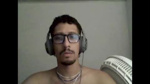 Snapshot of alex_862 chatting on 12/31/24, 05:11 alex_862 online show from 12/31/24, 05:11