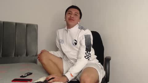 Owen online show from 01/05/25, 03:43