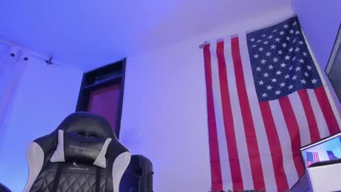 Snapshot of alex__montesco chatting on 05/02/26, 11:21 Alex online show from 05/02/26, 11:21