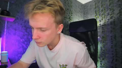 your Alex online show from 10/19/25, 06:47