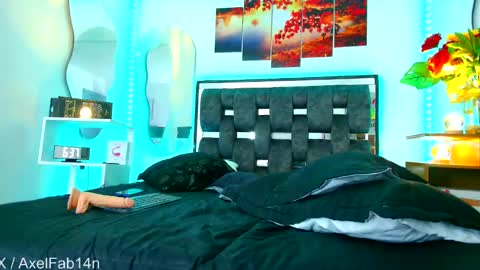 sneider online show from 03/03/25, 12:59