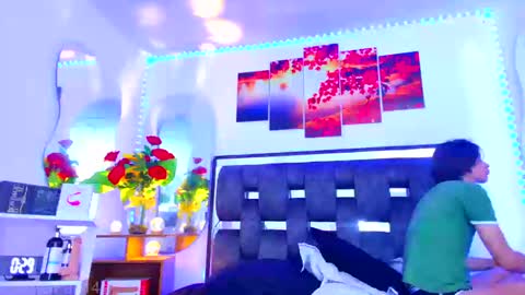 sneider online show from 09/19/25, 07:58