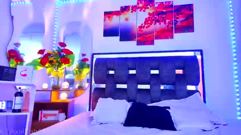 sneider online show from 09/30/25, 07:52