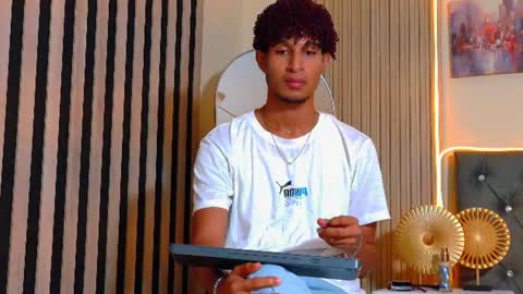 Snapshot of alex_bloom_ chatting on 07/25/26, 07:22 Alexander online show from 07/25/26, 07:22