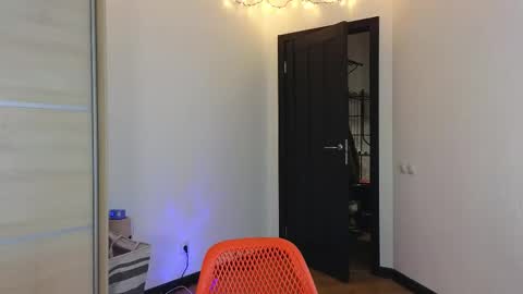 FAVORITE online show from 02/22/25, 11:57