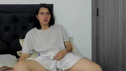 alex_connorr online show from 01/26/25, 07:41