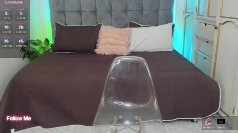 alex online show from 02/12/25, 03:16