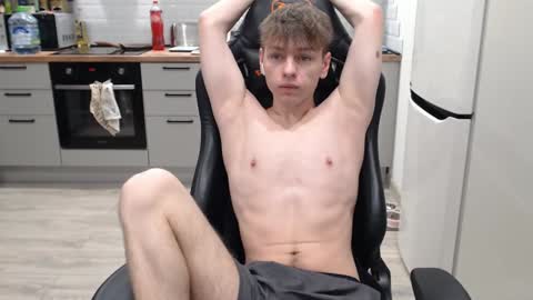 Snapshot of alex_gotcha chatting on 12/02/24, 06:10 Alex online show from 12/02/24, 06:10
