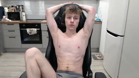 Snapshot of alex_gotcha chatting on 02/07/25, 11:34 Alex online show from 02/07/25, 11:34