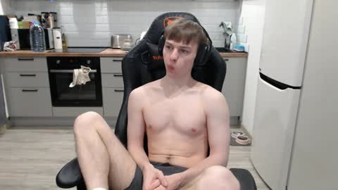 Snapshot of alex_gotcha chatting on 02/08/25, 03:21 Alex online show from 02/08/25, 03:21