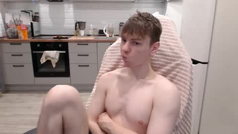 Snapshot of alex_gotcha chatting on 10/31/25, 06:14 Alex online show from 10/31/25, 06:14