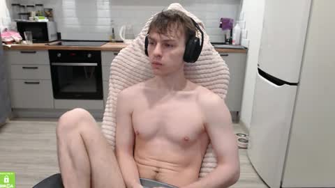 Snapshot of alex_gotcha chatting on 02/04/26, 01:33 Alex online show from 02/04/26, 01:33