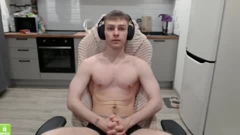 Snapshot of alex_gotcha chatting on 02/14/26, 02:41 Alex online show from 02/14/26, 02:41