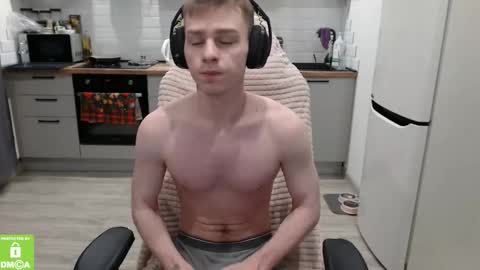 Snapshot of alex_gotcha chatting on 02/16/26, 02:29 Alex online show from 02/16/26, 02:29