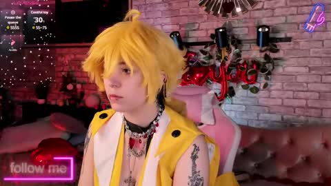 alex_howell online show from 02/11/25, 08:52