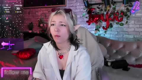 alex_howell online show from 02/12/25, 08:40