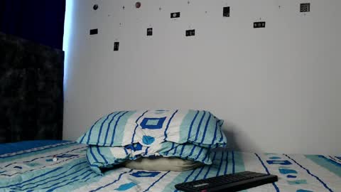 alex_mark_ online show from 03/31/26, 05:02