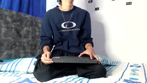 alex_mark_ online show from 04/06/26, 06:42