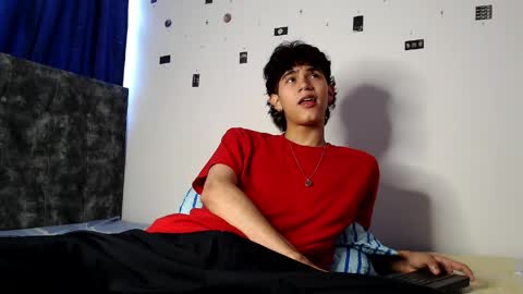 Snapshot of alex_mark_ chatting on 04/30/26, 07:09 alex_mark_ online show from 04/30/26, 07:09