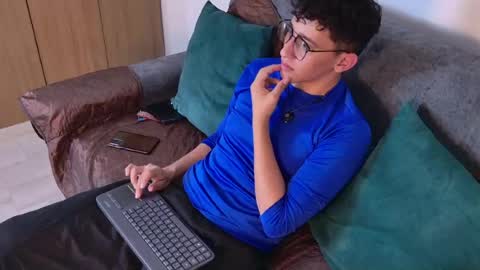 alex online show from 07/27/26, 08:05