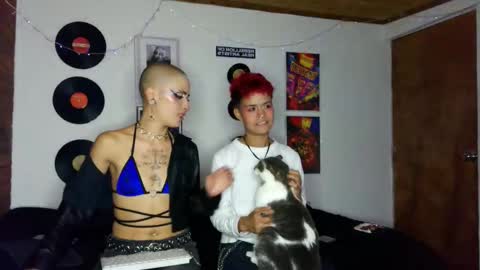 Alex online show from 02/18/25, 03:42