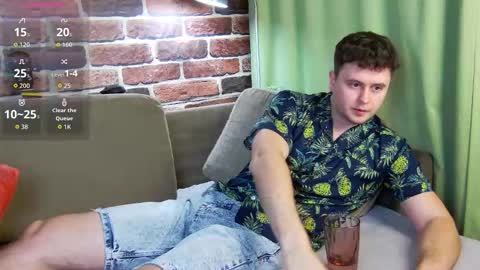 Alex online show from 09/26/25, 07:56