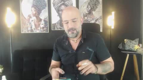 Alex Saints online show from 11/16/25, 04:23