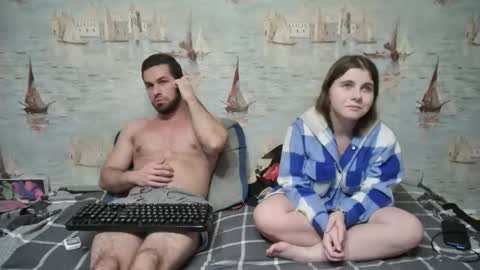 Alex and Sarah online show from 11/04/25, 11:26