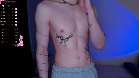 alex_silent online show from 09/24/25, 01:47