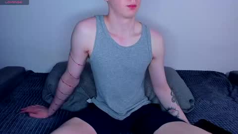 alex_silent online show from 04/22/26, 08:50