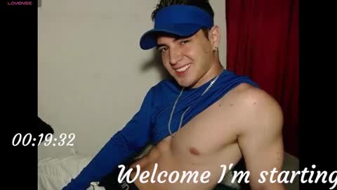 Snapshot of alex_smith0 chatting on 09/28/25, 06:24 online show from 09/28/25, 06:24