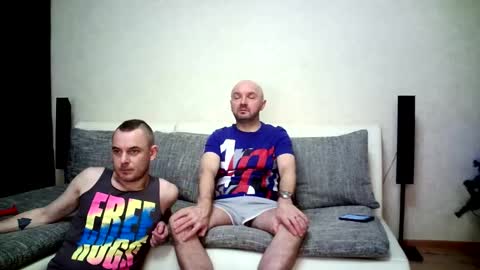 Alex and Tobey online show from 12/20/25, 01:23