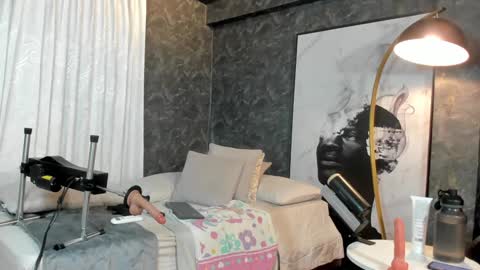 Snapshot of alex_tower chatting on 01/20/25, 10:15 Alex Towers online show from 01/20/25, 10:15