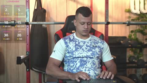 Snapshot of alex_tower chatting on 01/29/25, 07:11 Alex Towers online show from 01/29/25, 07:11