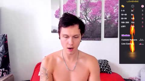Snapshot of alex_wandhot chatting on 09/30/25, 05:12 Alex WandHot online show from 09/30/25, 05:12