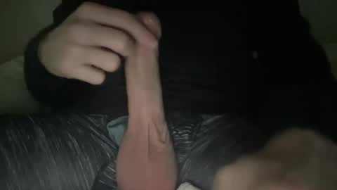 Snapshot of alex_xmx chatting on 12/14/25, 05:24 Alex online show from 12/14/25, 05:24