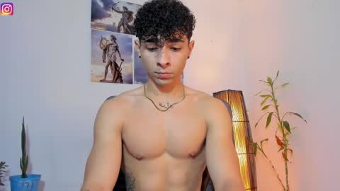 Snapshot of alex_zt7 chatting on 05/06/26, 05:51 x online show from 05/06/26, 05:51