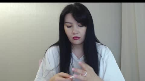 Snapshot of alexa_cruze chatting on 10/22/25, 04:07 Alexa online show from 10/22/25, 04:07