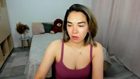 Snapshot of alexa_dolly chatting on 05/15/26, 09:05 Alexa online show from 05/15/26, 09:05