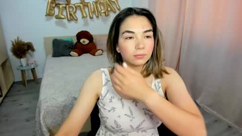 Snapshot of alexa_dolly chatting on 07/20/26, 09:12 Alexa online show from 07/20/26, 09:12