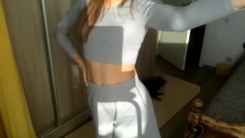 alexa_dreaam online show from 10/18/25, 06:58
